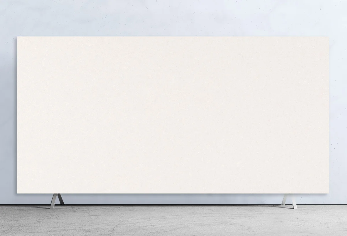 Caesarstone 4600 Organic White mineral surface sample